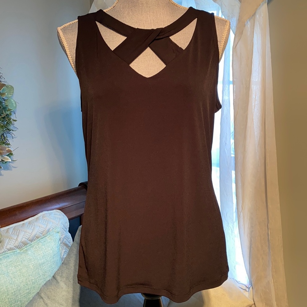 New York & Company cutout black sleeveless top medium